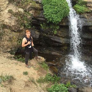 Meet your Posher, Yee